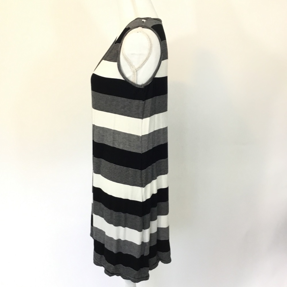 4/$20 MAX STUDIO Jersey Striped Sleeveless Dress - Picture 4 of 8